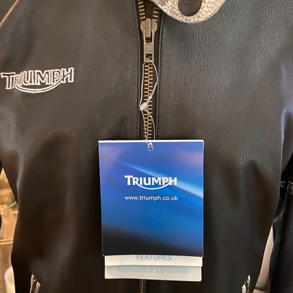 Ladies Triumph Racer/Moto Leather Jacket Size L NWT - Picture 3 of 4